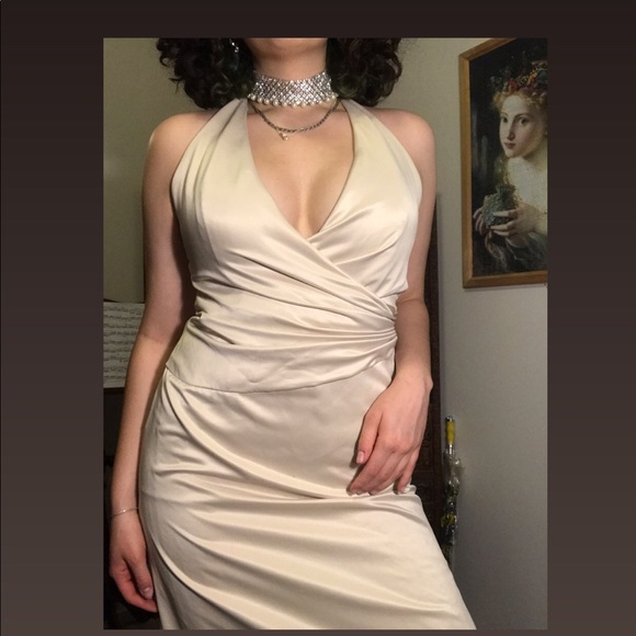 Dresses & Skirts - Gorgeous antique white gown